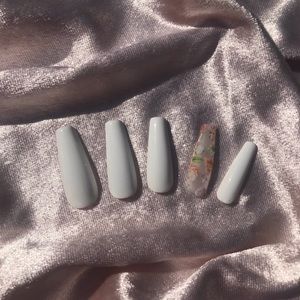 white floral press on nails